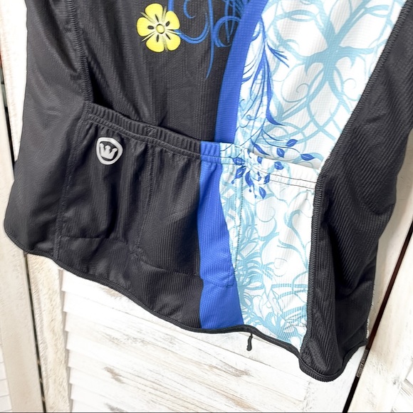 CANARI | Women’s Cycling Short Sleeve Jersey Top with Removable Sleeves - Picture 7 of 9